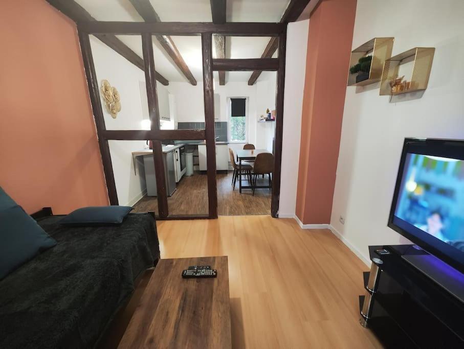 Comfortable T2 Apartment In Neudorf, Strasbourg Bagian luar foto